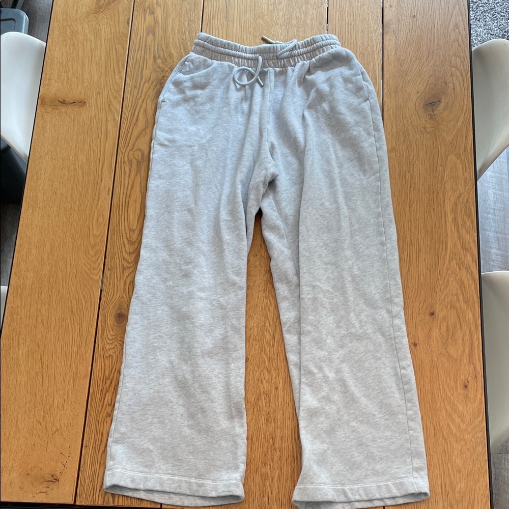 Old Navy Light Gray sweat pants